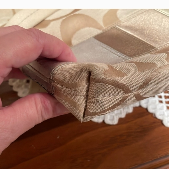 Coach Cream Silver Shoulder Bag with Monogram Striped Accent 10x12 - Picture 2 of 10